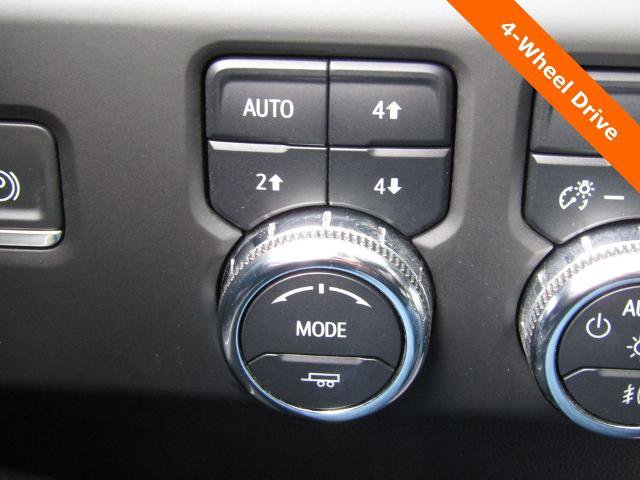 Used 2023 GMC Sierra 1500 Denali w/ Technology Package AWD/4WD image 15