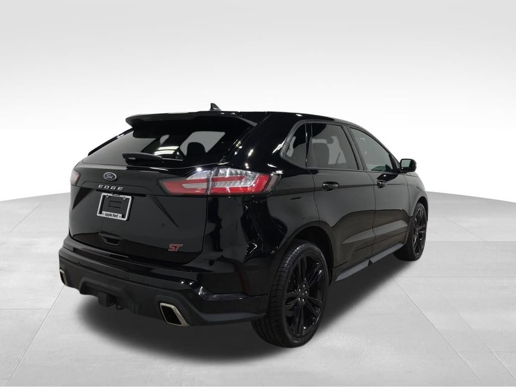 Certified 2022 Ford Edge ST w/ Equipment Group 401A image 4