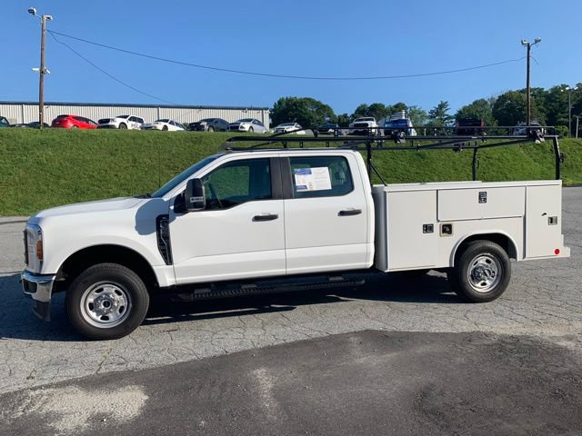 Certified 2026 Ford F350 XL w/ XL Chrome Package AWD/4WD image 5