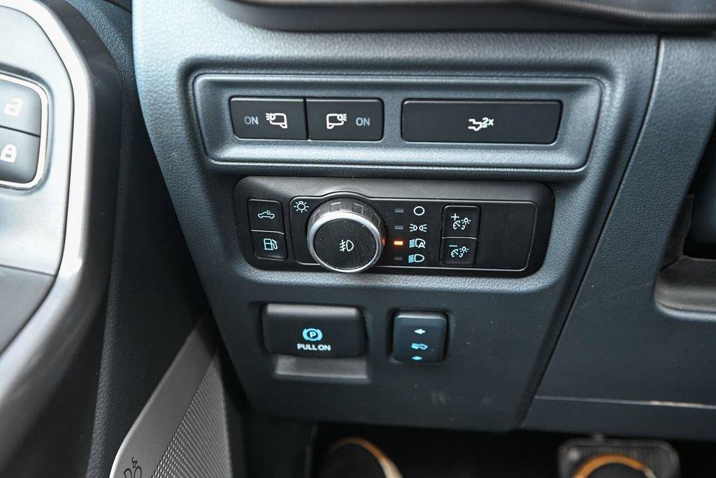 Certified 2024 Ford F150 Lariat AWD/4WD image 39