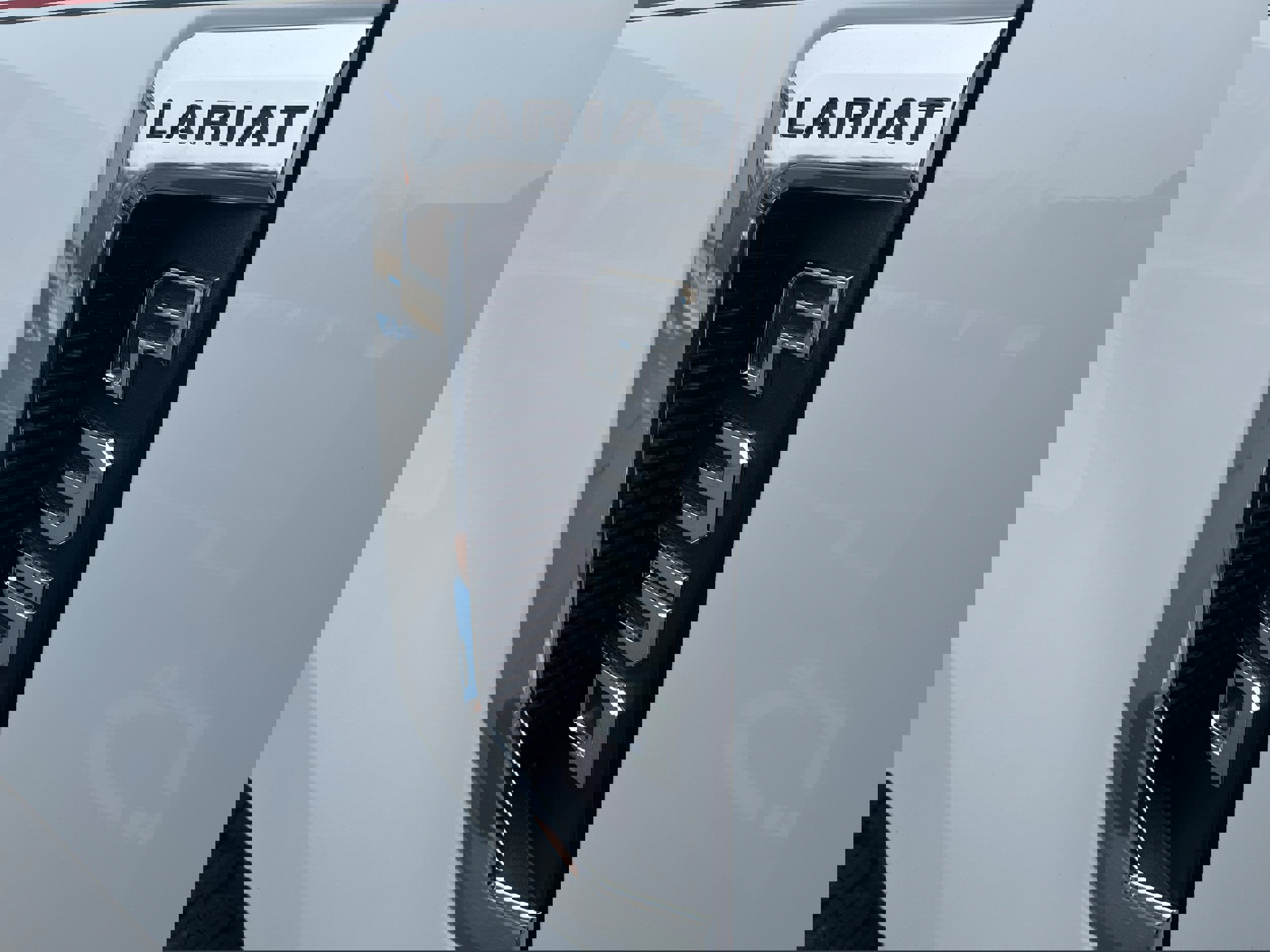 Certified 2020 Ford F350 Lariat w/ Chrome Package image 9