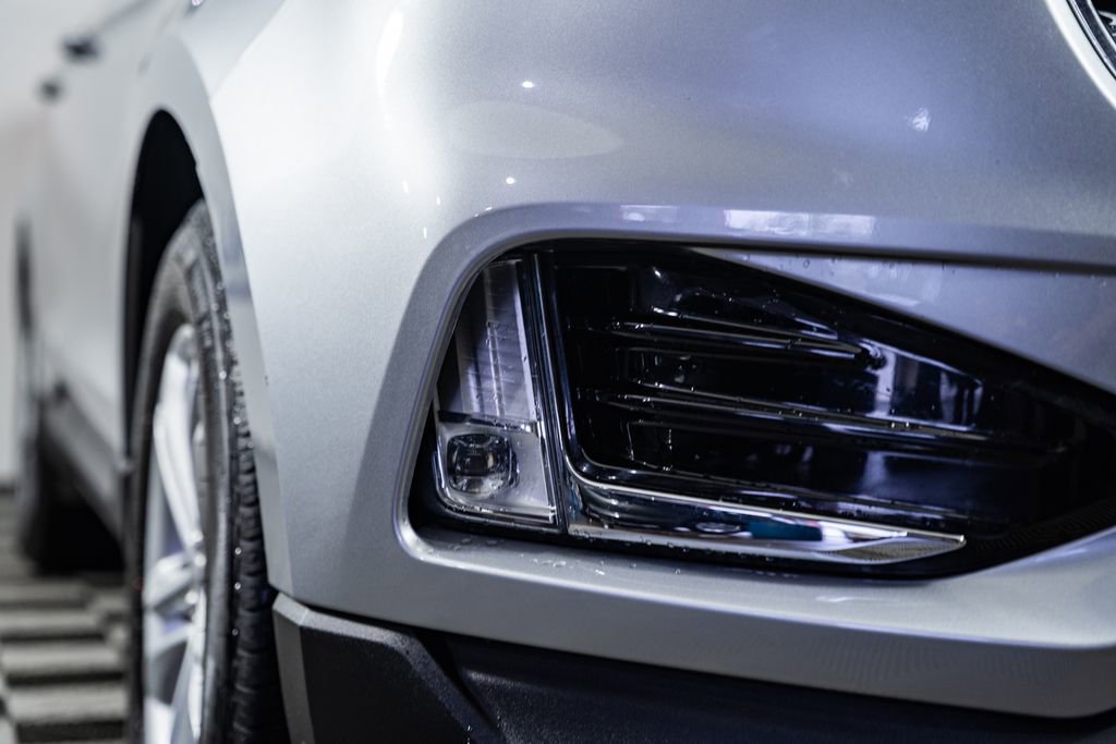 Certified 2020 Ford Edge SEL w/ Convenience Package image 15