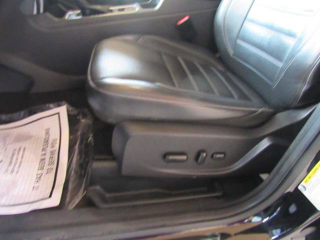 Certified 2019 Ford Escape Titanium AWD/4WD image 10