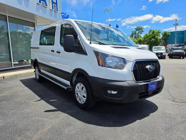 Certified 2025 Ford Transit 250 Low Roof w/ Exterior Upgrade Package RWD image 12