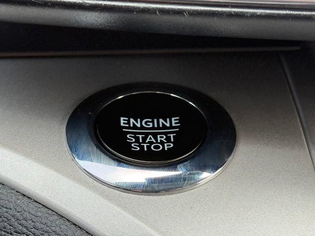 Certified 2023 Ford Explorer XLT w/ Equipment Group 202A AWD/4WD image 18