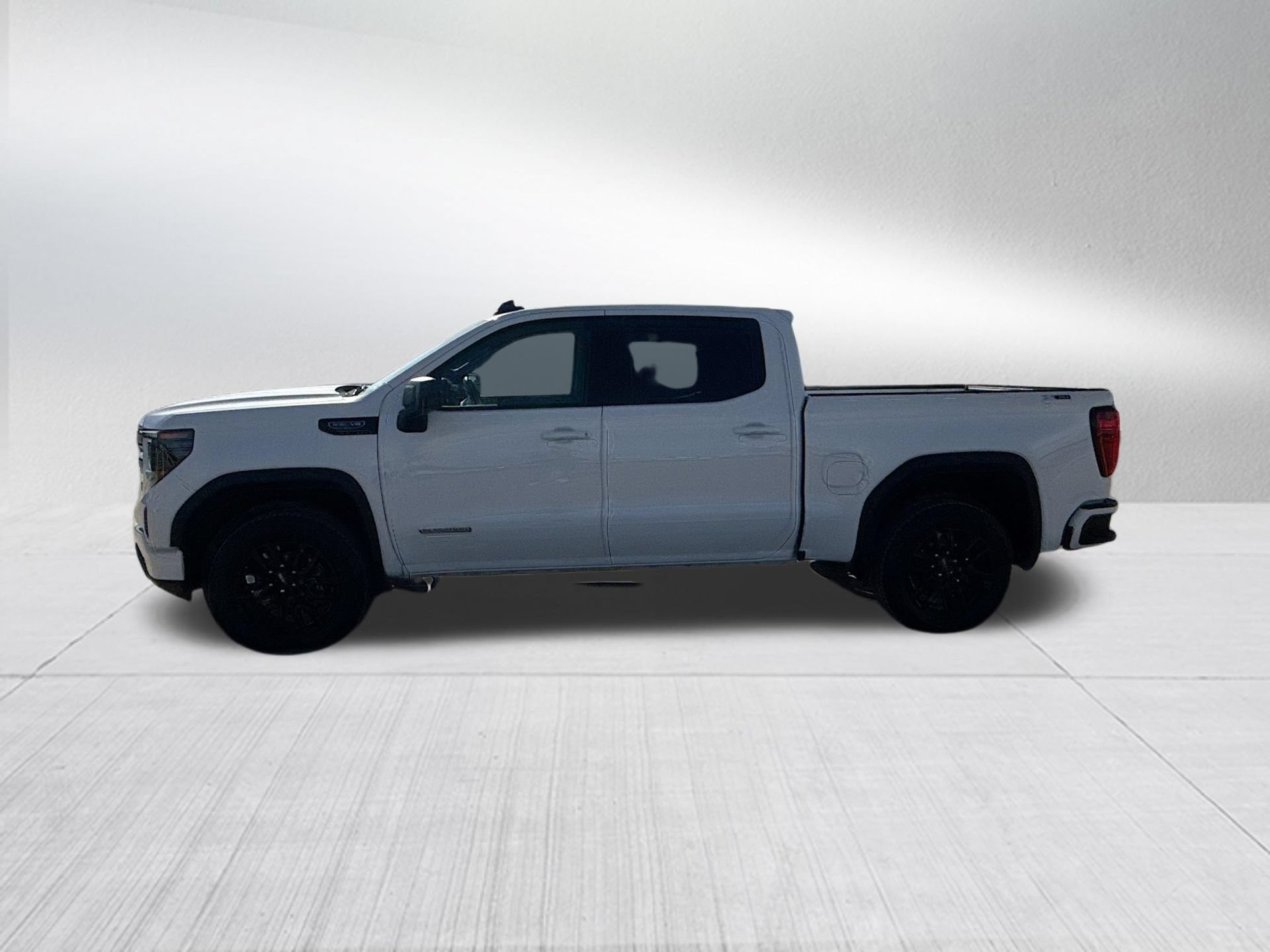 Used 2024 GMC Sierra 1500 Elevation w/ X31 Off-Road Package AWD/4WD image 11