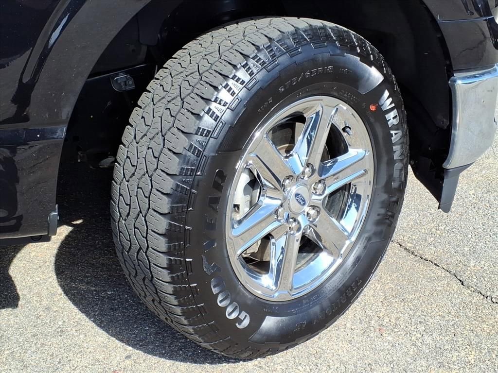 Certified 2025 Ford F150 XLT w/ Equipment Group 301A Standard image 9