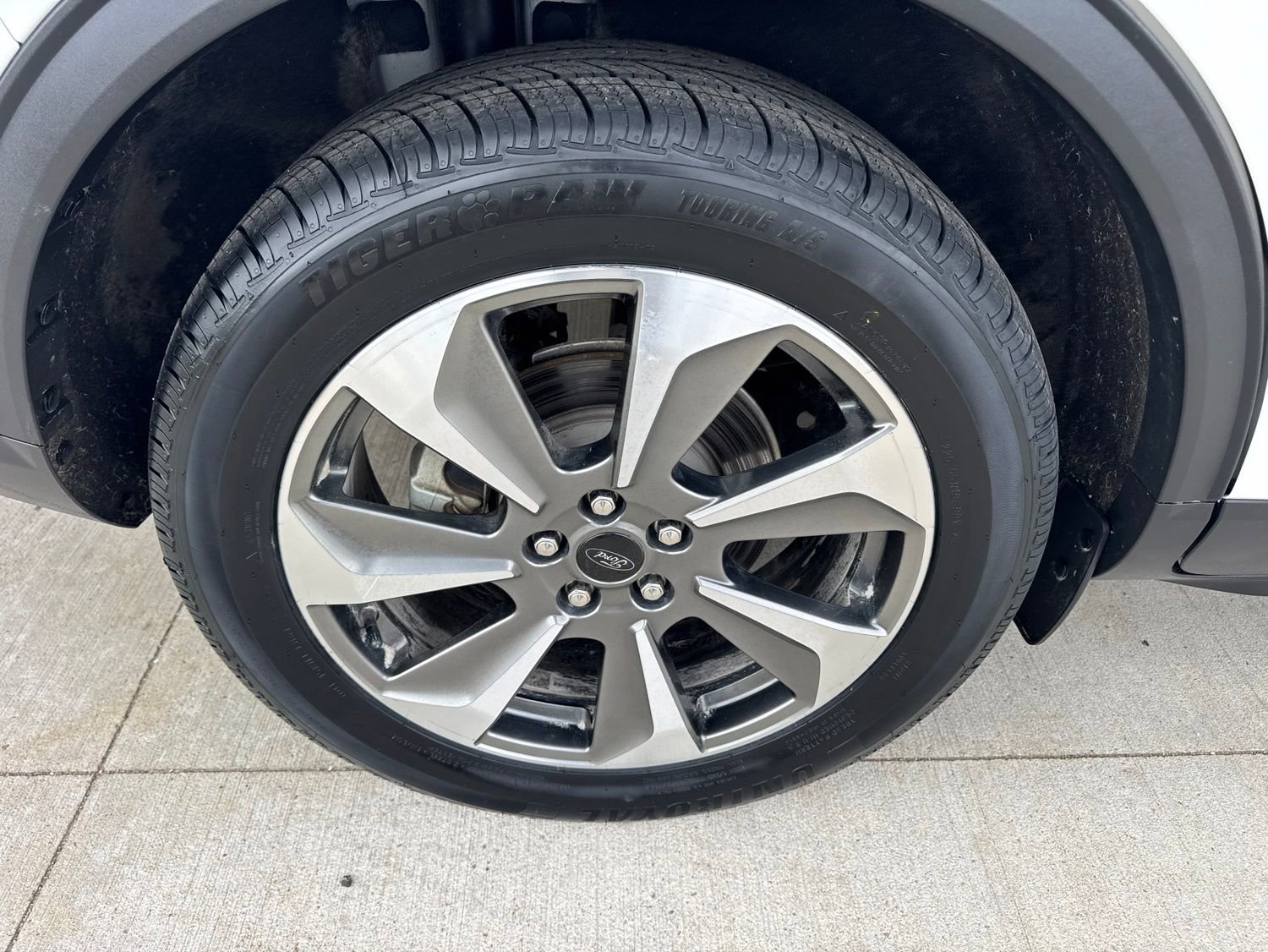 Certified 2023 Ford Escape Platinum AWD/4WD image 20
