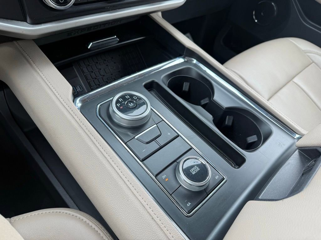 Certified 2024 Ford Expedition Max XLT image 31