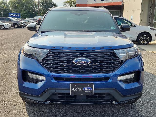 Certified 2022 Ford Explorer ST-Line w/ Class IV Trailer Tow Package image 7