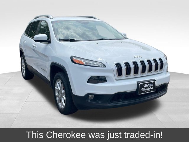 Used 2018 Jeep Cherokee Latitude Plus FWD image 1
