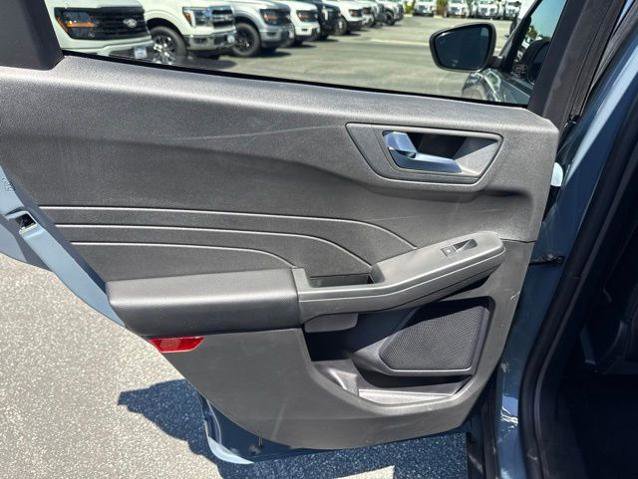 Certified 2024 Ford Escape ST-Line w/ Tech Pack #1 FWD image 11