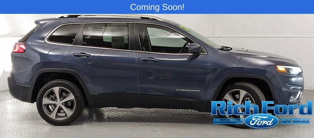 Used 2021 Jeep Cherokee Limited w/ Elite Package FWD image 2