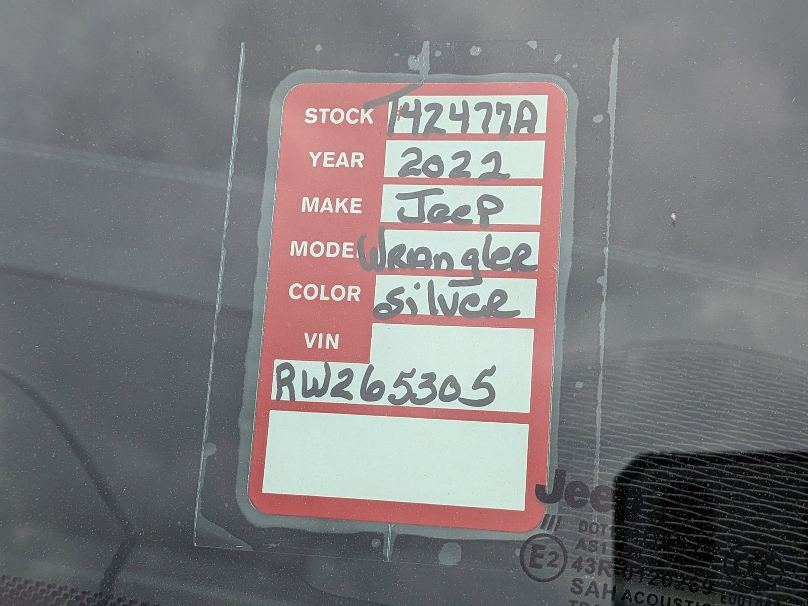 Used 2024 Jeep Wrangler Unlimited Rubicon image 16