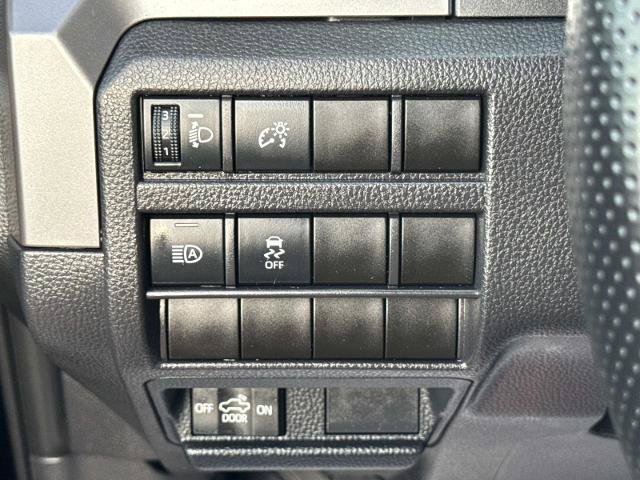 Used 2026 Toyota Tacoma SR5 AWD/4WD image 17