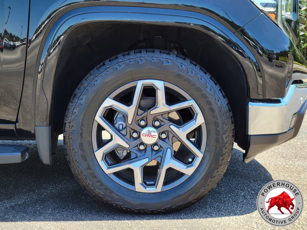 Used 2024 GMC Sierra 1500 SLT w/ SLT Premium Plus Package AWD/4WD image 12