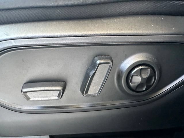 Used 2025 Jeep Grand Cherokee Limited RWD image 30