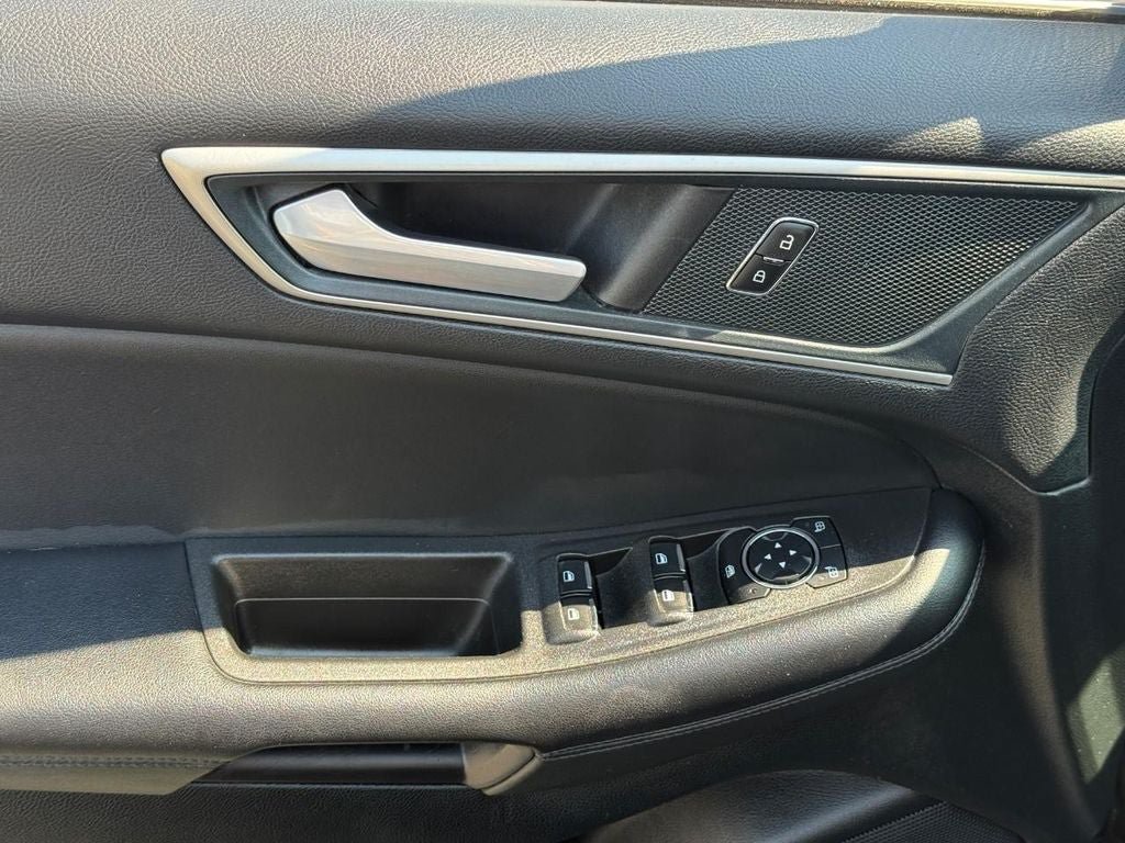 Certified 2024 Ford Edge SEL AWD/4WD image 17