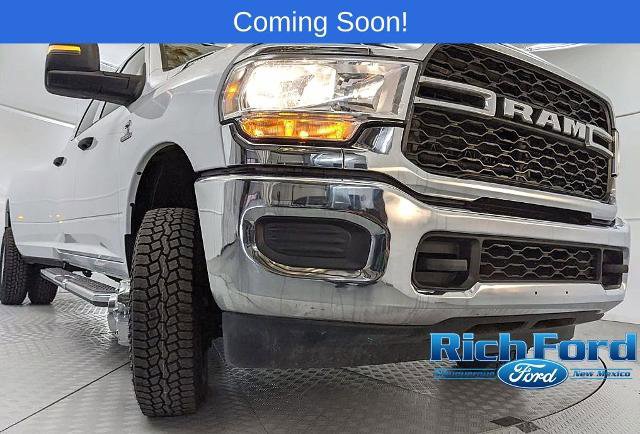 Used 2024 RAM 3500 Tradesman w/ Chrome Appearance Group AWD/4WD image 21