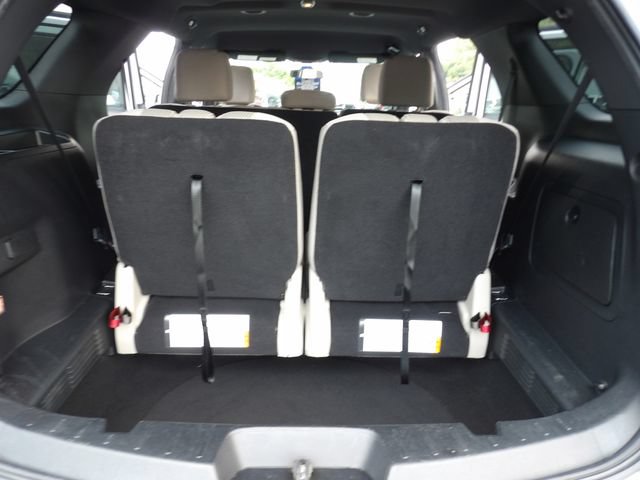 Certified 2018 Ford Explorer XLT AWD/4WD image 29