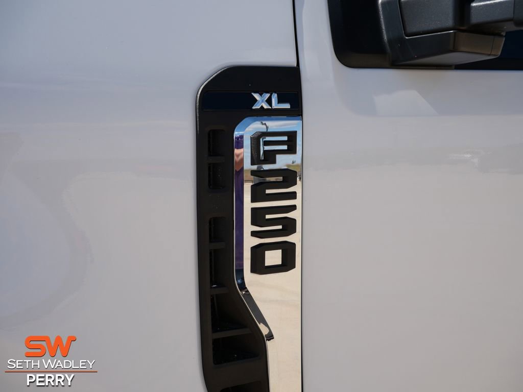 Certified 2025 Ford F250 XL w/ XL Driver Assist Package RWD image 11