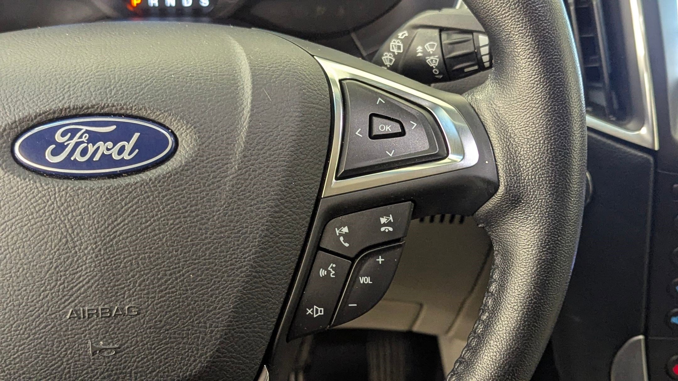 Certified 2019 Ford Edge Titanium image 25