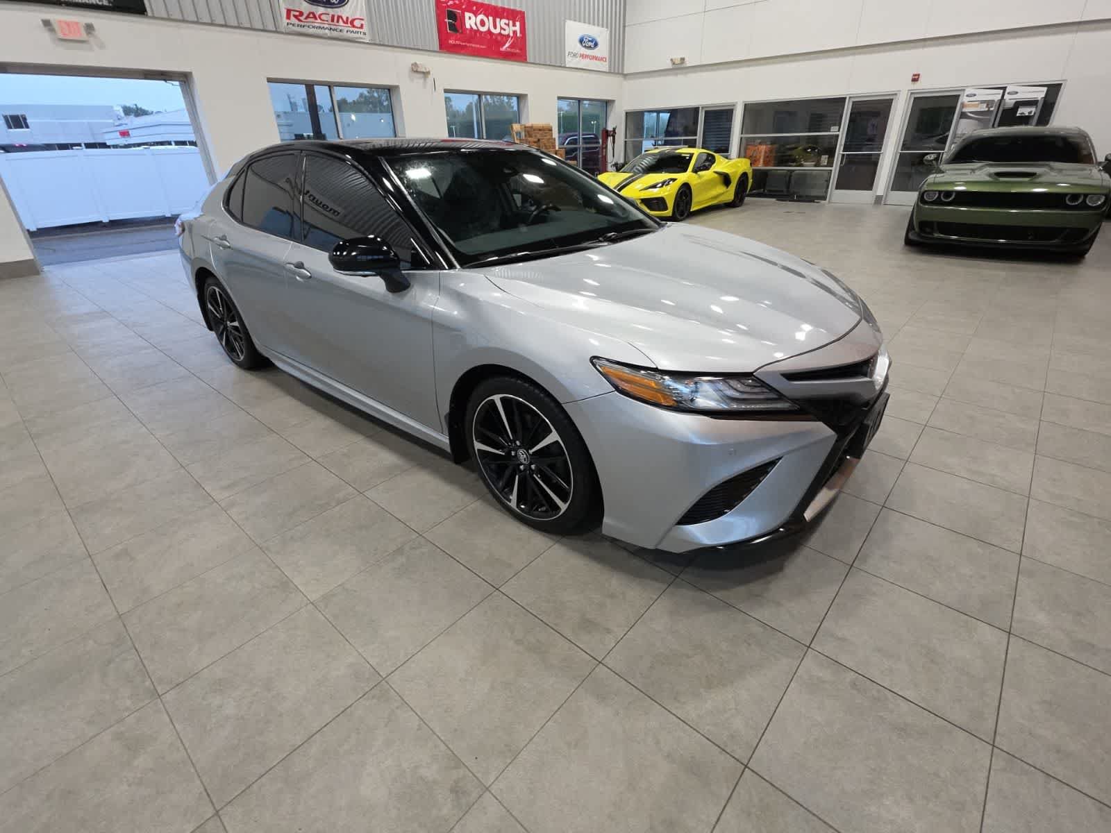 Used 2019 Toyota Camry FWD image 4