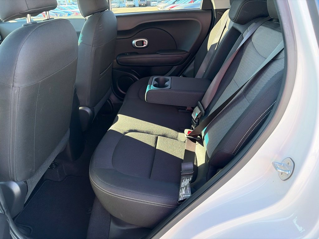 Used 2019 Kia Soul + FWD image 10