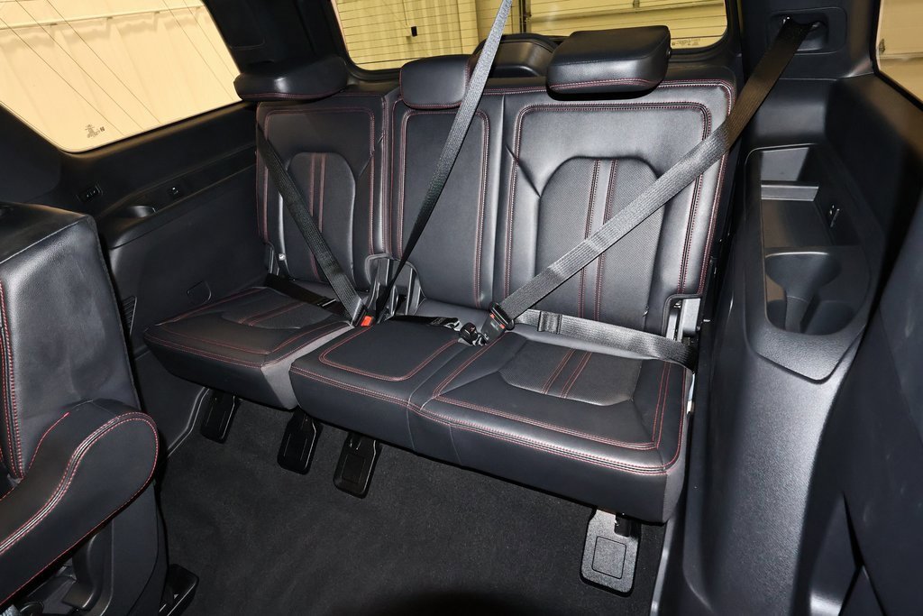 Certified 2024 Ford Expedition Limited image 18