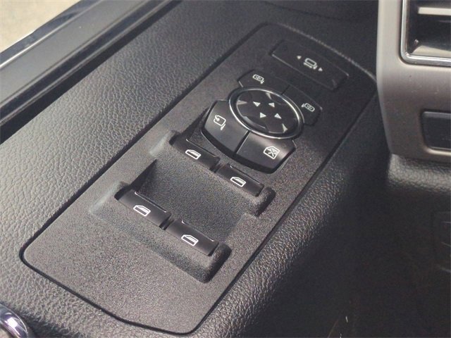 Certified 2019 Ford F450 Platinum w/ Platinum Ultimate Package image 25