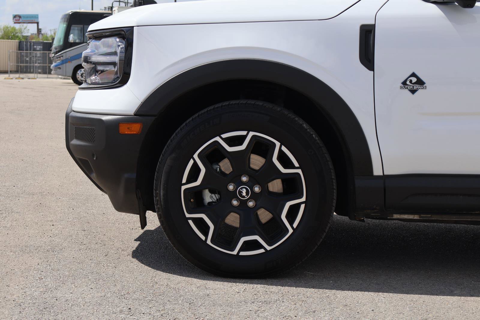 Certified 2025 Ford Bronco Sport Outer Banks w/ Outer Banks Tech Package+ image 3