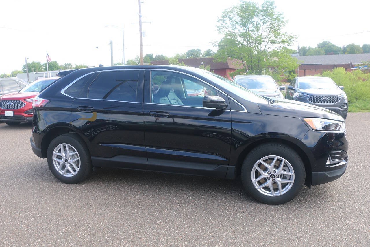 Certified 2024 Ford Edge SEL w/ Convenience Package AWD/4WD image 6