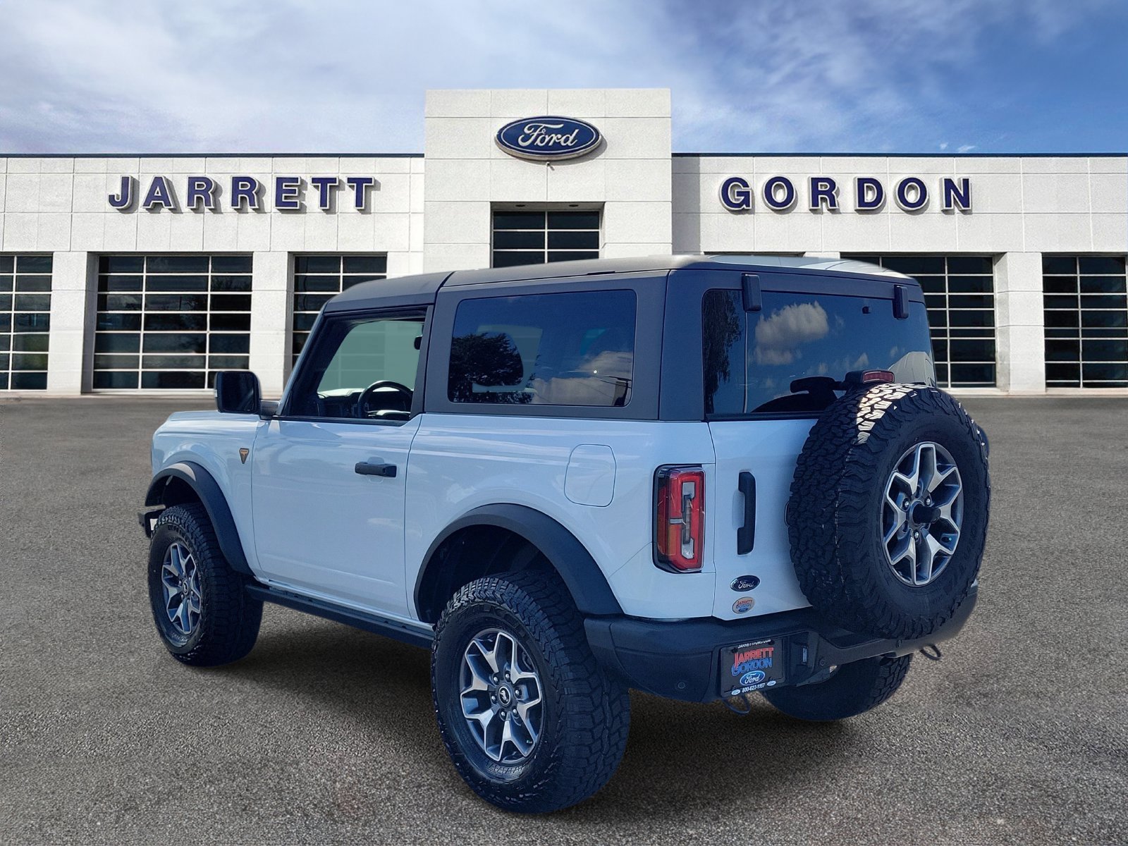 Certified 2024 Ford Bronco Badlands AWD/4WD image 3