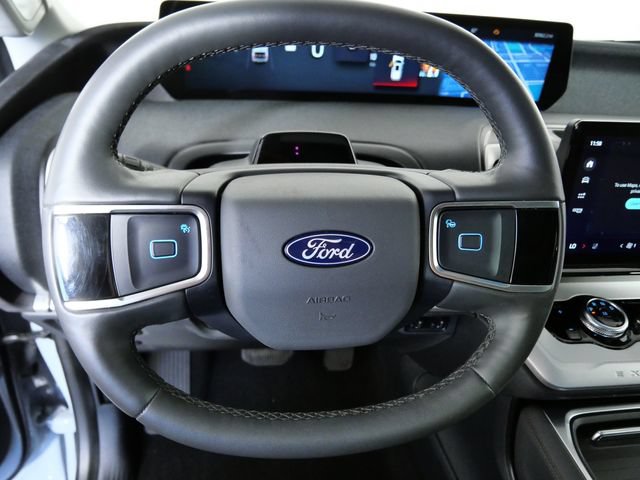 Certified 2025 Ford Expedition Active AWD/4WD image 23
