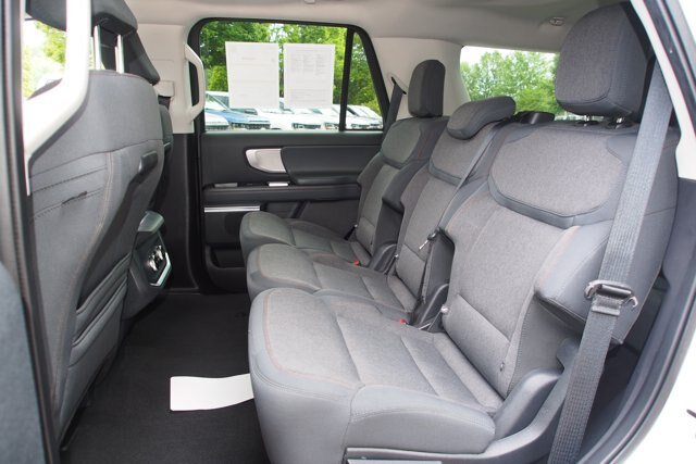 Certified 2025 Ford Expedition Active RWD image 21