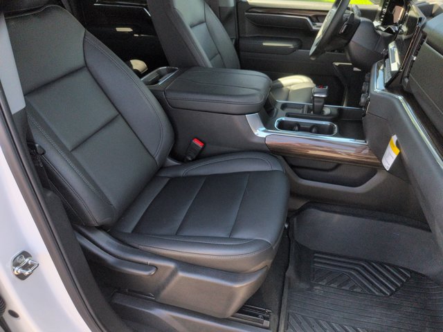 Used 2025 Chevrolet Silverado 1500 LT Trail Boss w/ Convenience Package II AWD/4WD image 36