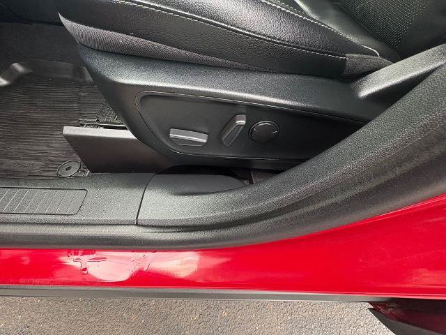 Certified 2022 Ford Escape SEL AWD/4WD image 9
