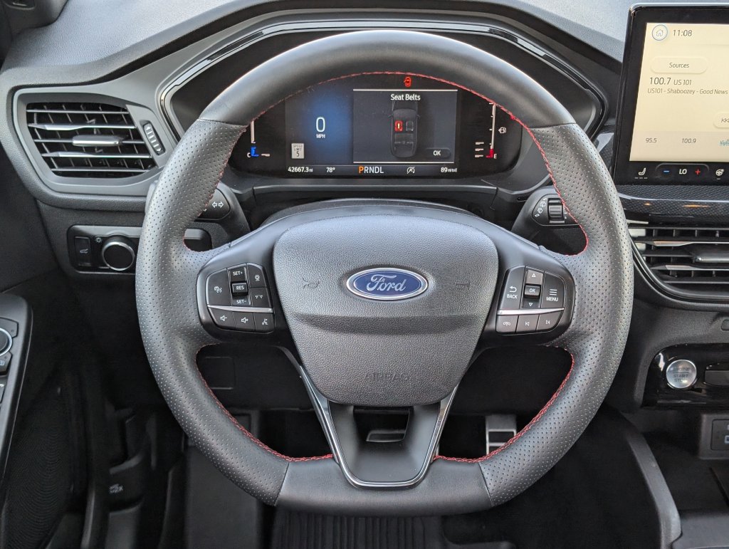 Certified 2023 Ford Escape ST-Line w/ Tech Pack #1 AWD/4WD image 15