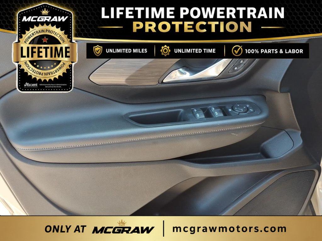 Used 2023 GMC Terrain SLE w/ Elevation Edition FWD image 9