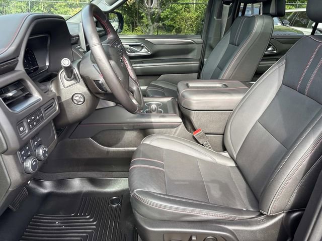 Used 2022 Chevrolet Suburban RST w/ Luxury Package image 27