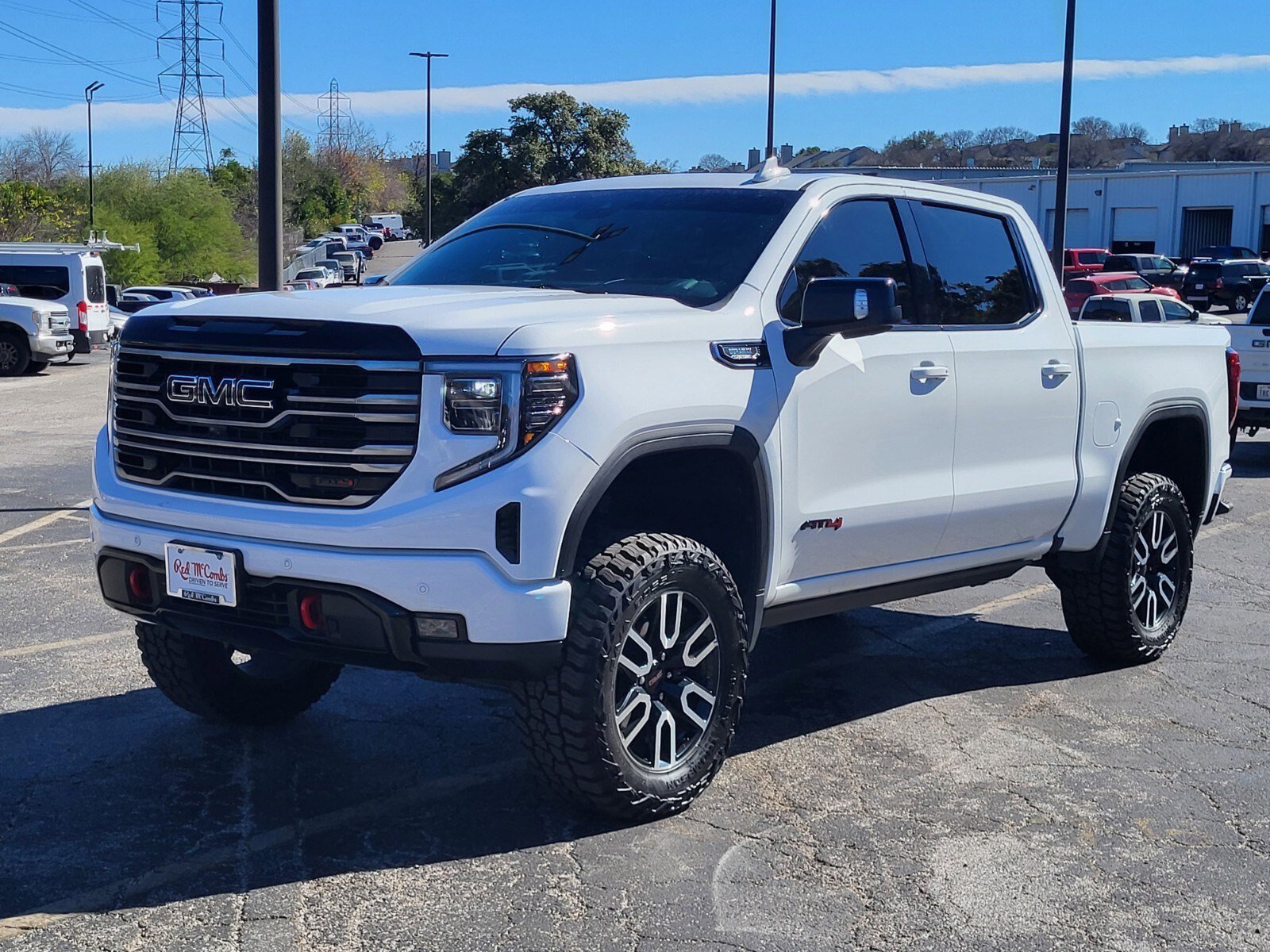 Used 2025 GMC Sierra 1500 AT4 w/ AT4 Premium Package image 7