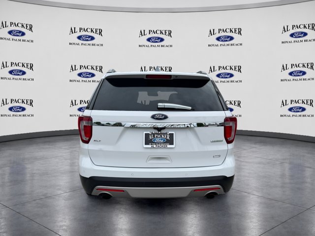 Certified 2017 Ford Explorer XLT FWD image 10