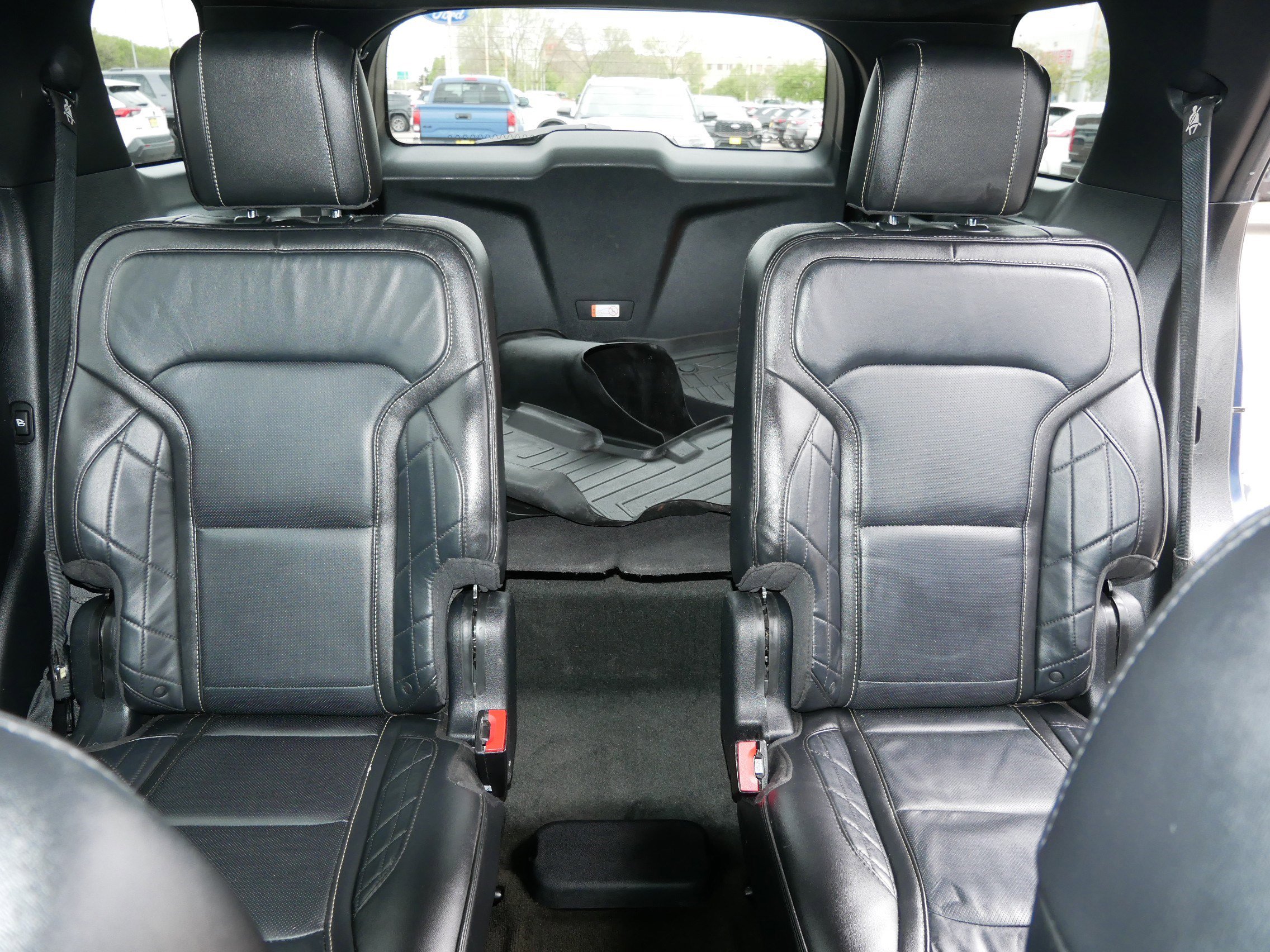 Certified 2017 Ford Explorer Platinum AWD/4WD image 13