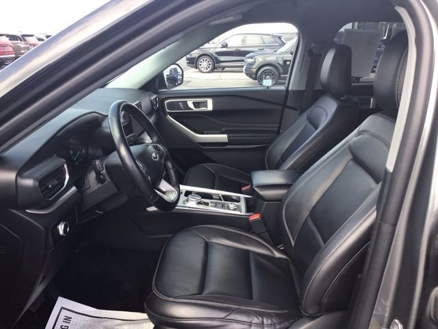 Certified 2023 Ford Explorer XLT w/ Equipment Group 202A image 10