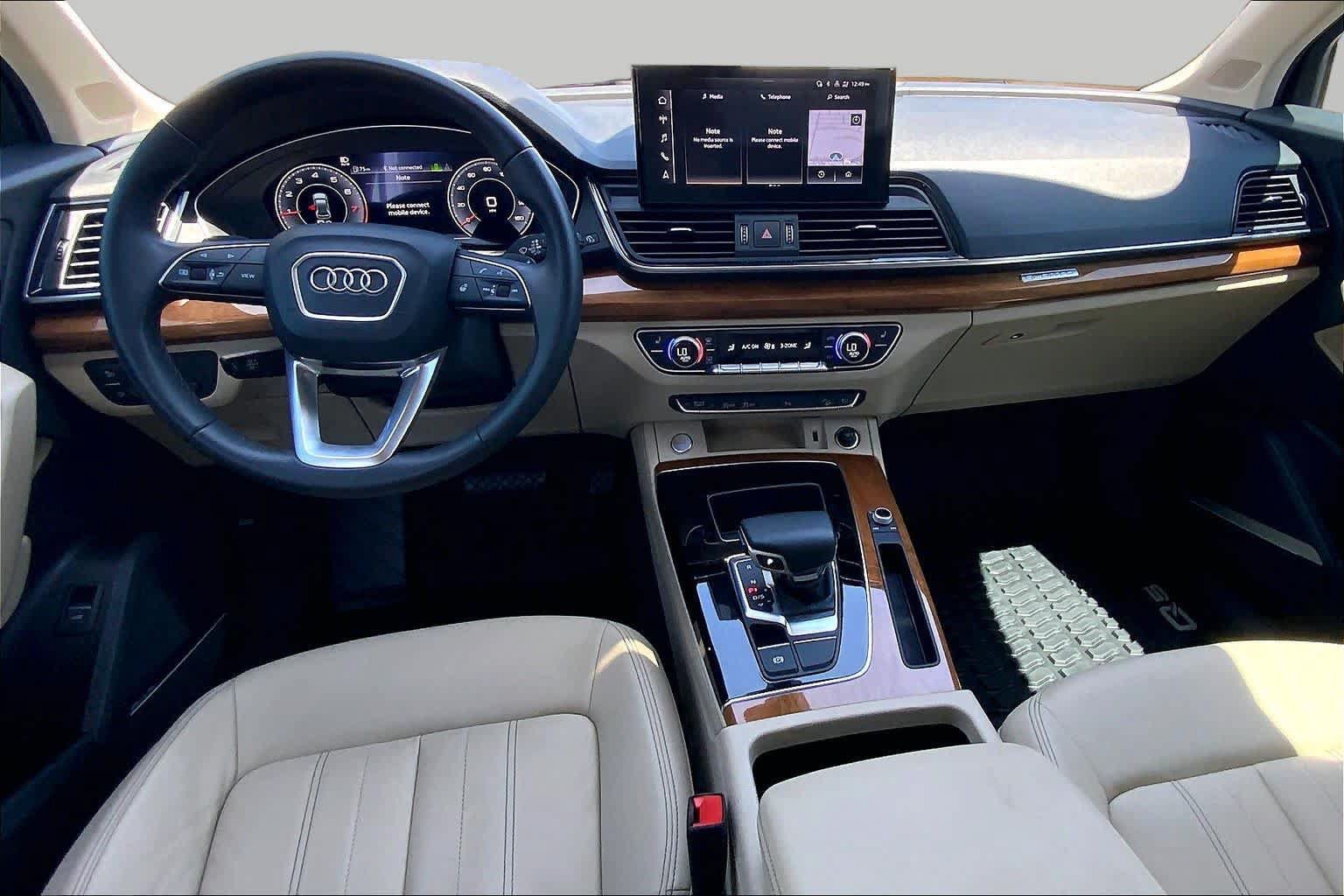 Used 2022 Audi Q5 2.0T Premium Plus AWD/4WD image 16