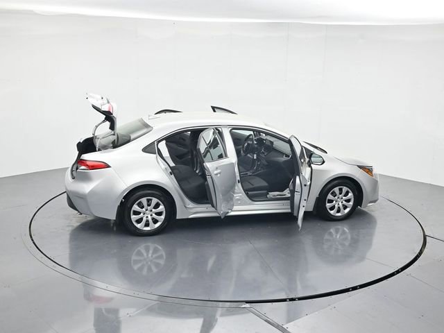 Used 2024 Toyota Corolla LE FWD image 46