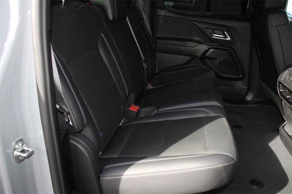 Used 2025 Chevrolet Silverado EV LT image 24