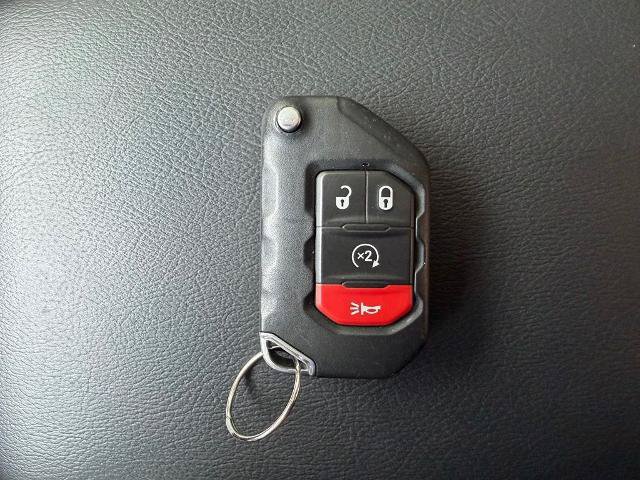 Used 2021 Jeep Wrangler Rubicon AWD/4WD image 26