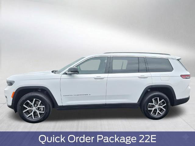 Used 2025 Jeep Grand Cherokee L Limited w/ Trailer Tow Package AWD/4WD image 3