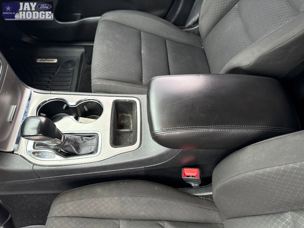 Used 2021 Jeep Grand Cherokee Laredo w/ Security & Convenience Group image 30